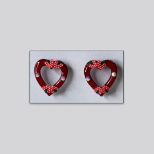 Artistic Heart Stud Earrings – Playful Accent