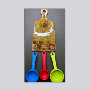 Artistic Cutting Board Wall Key Holder – Rustic Yellow