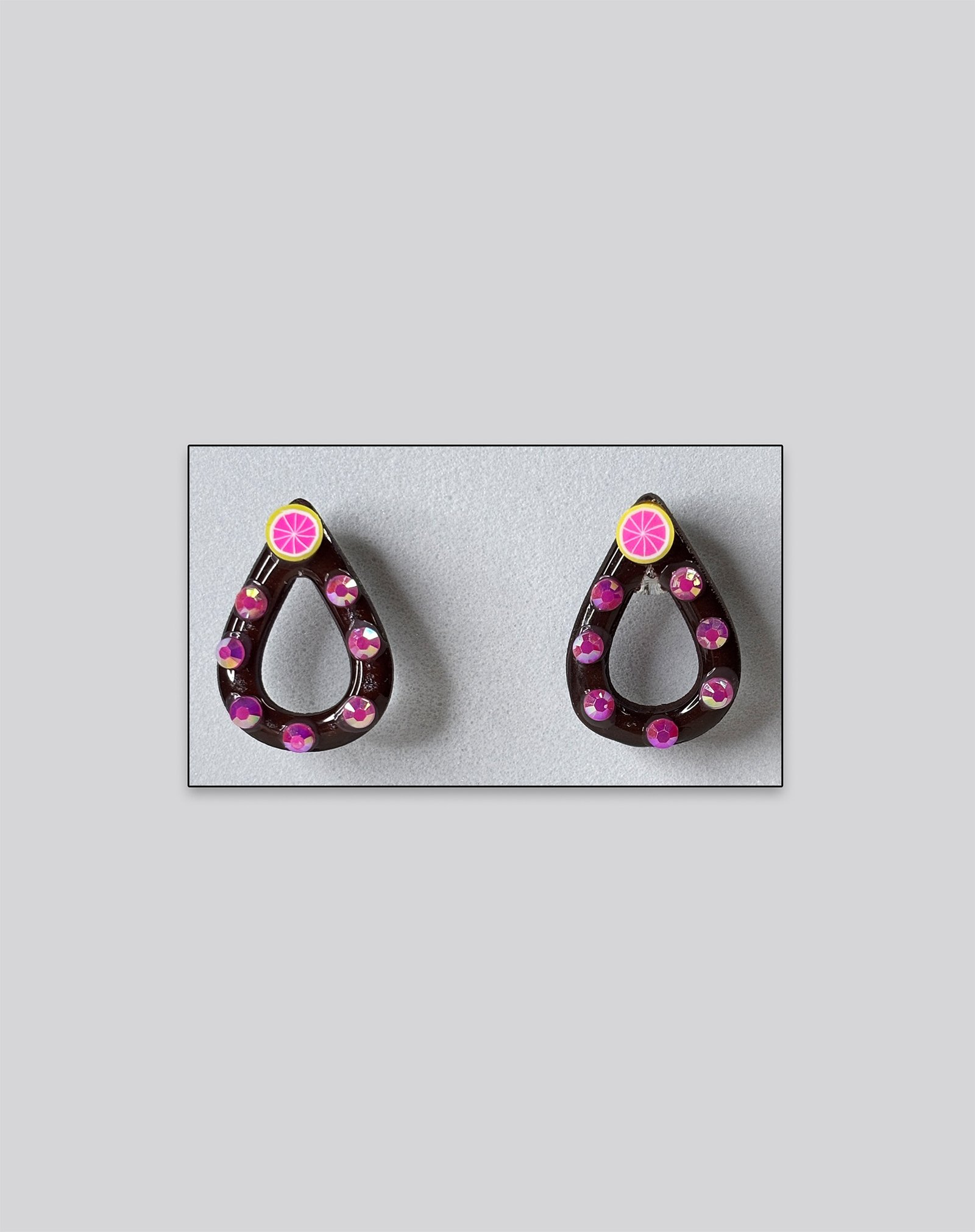 Artistic Teardrop Stud Earrings – Dark Brown with Pink Accent