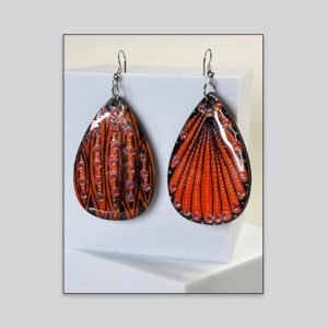 Artistic Teardrop Drop Earrings – Red Linear Pattern