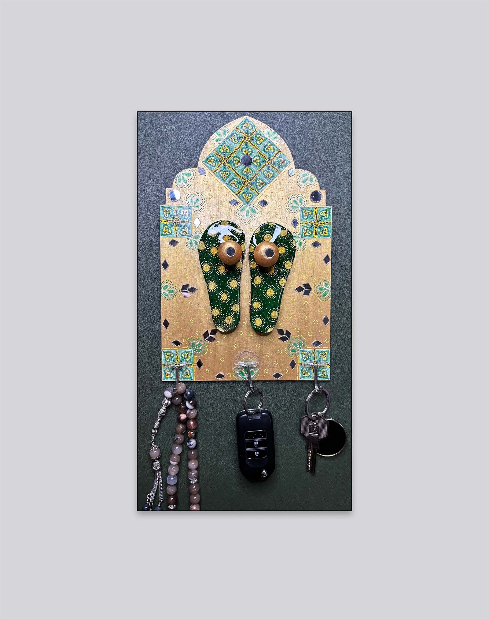 Sacred Footprints Wall Key Holder – Meadow Green