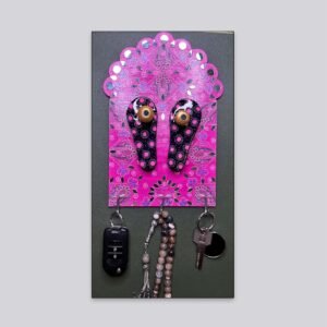 Sacred Footprints Wall Key Holder – Rose Quartz